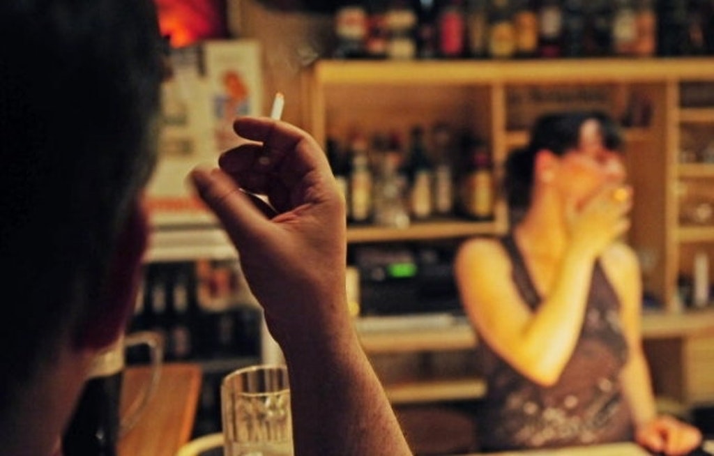 Smoking, Bars, Olympic Games, Restaurant, Tokyo, Japan, World news, Weird news, Offbeat news
