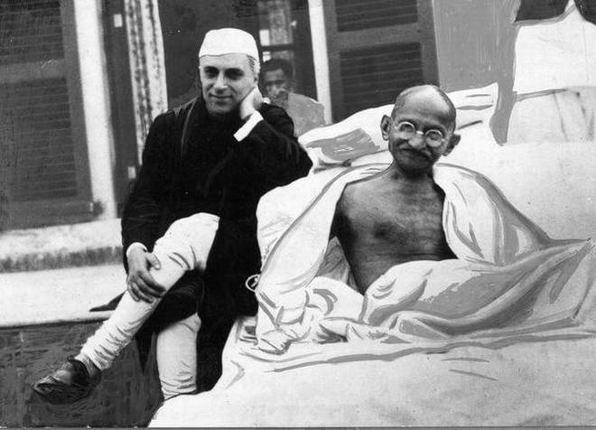 Independence Day, Mahatma Gandhi, Mohammad Ali Jinnah, Partition between India and Pakistan, Jawaharlal Nehru, Dalai Lama, India, Pakistan, National news