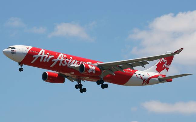 AirAsia, AirAsia mobile app, Malaysian budget airline, Domestic flights, International flights, New Year, Business news