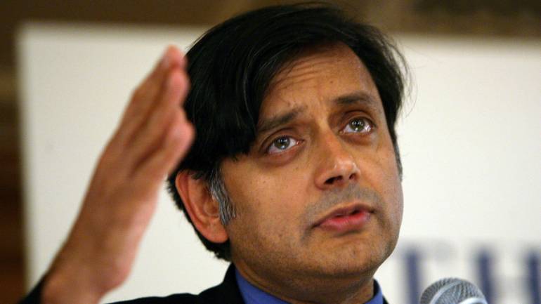 Shashi Tharoor, Sobhana Sasikumar, Tom Vadakkan, Shashi Tharoor aunty, Aunty of Shashi Tharoor, Shashi Tharoor uncle, Uncle of Shashi Tharoor, Congress, Bharatiya Janata Party, Lok Sabha elections, Lok Sabha polls, National news