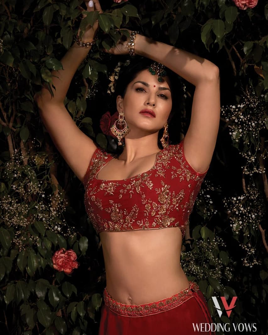853px x 1066px - Sunny Leone puts on Lehenga-choli to become bride for magazine photoshoot â€“  Aaj Ki Khabar