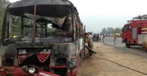 Agra Lucknow Expressway Bus truck collision, Varanasi-bound passenger bus, Mainpuri, Uttar Pradesh, Regional news