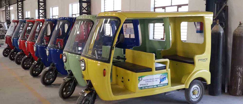 Three wheel electric vehicles, Electric vehicles, Air pollution, Automobile industry, Vehicular pollution, Auto mobile sector, Car and Bike
