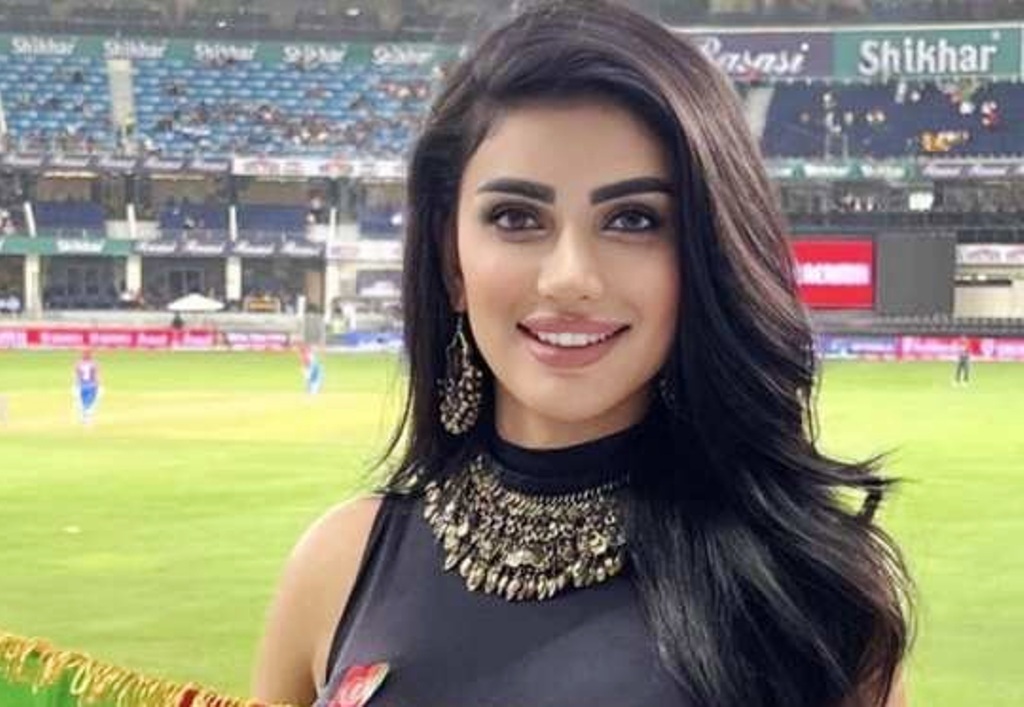 भारत के हारने पर जिम्बाब्वे के लड़के से शादी करेंगी पाकिस्तानी एक्ट्रेस सहर  शिनवारी - Aaj Ki Khabar