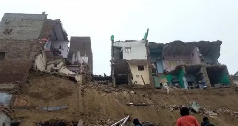 Agra Building Collapse today