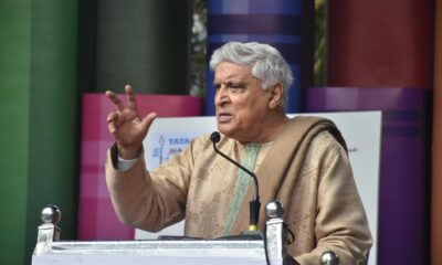 Javed Akhtar lashed out at Pakistan