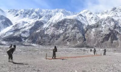 playing cricket in galwan Valley