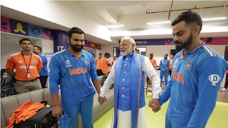 PM Modi in the dressing room of Team India
