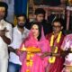 Sunny Leone visited Baba Vishwanath